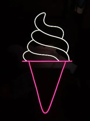 Contoh inspirasi neon flex custom untuk aksen signage cafe restoran pada area interior atau fasad