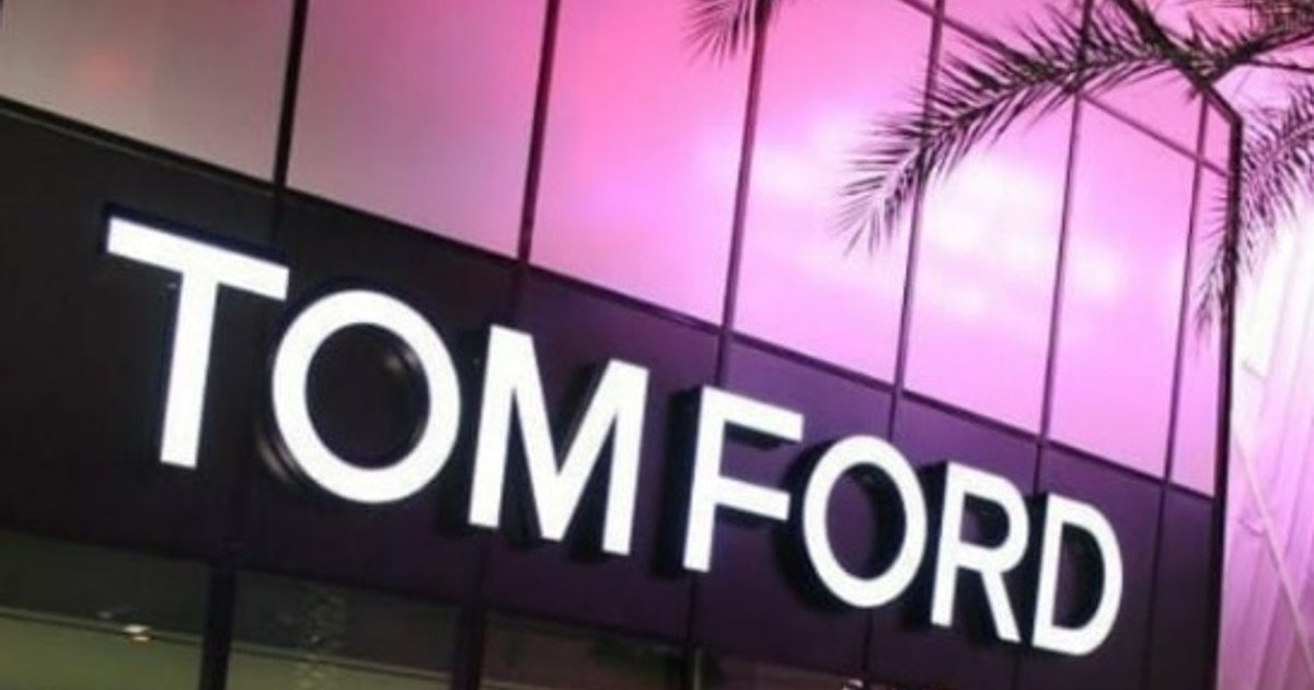 Memilih Signage Outdoor untuk Cuaca Tropis Indonesia