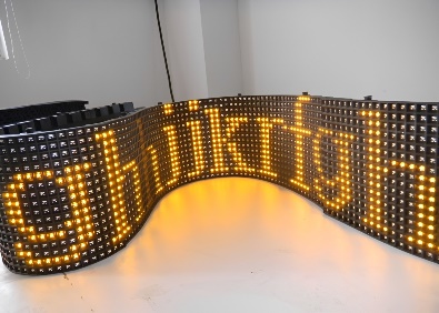 Running Text foto 2