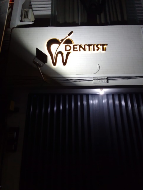 Huruf Timbul Backlight Plat Stainless Hairline/Mirror foto 3